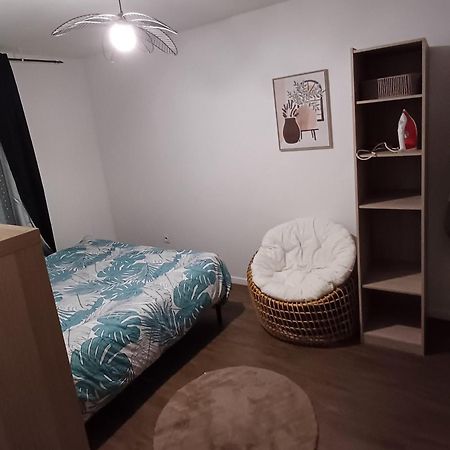 Apparemment Cosy Avec Parking Exterieur Gratuit Apartment Aulnay-sous-Bois Ngoại thất bức ảnh