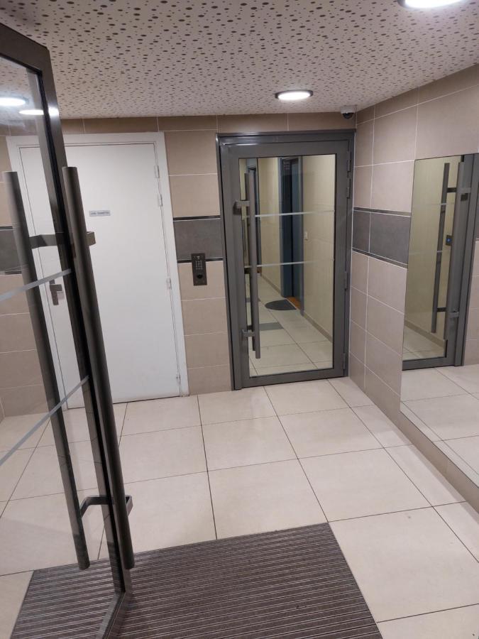 Apparemment Cosy Avec Parking Exterieur Gratuit Apartment Aulnay-sous-Bois Ngoại thất bức ảnh